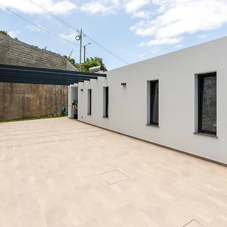 Arco Modern Ocean View Pool Villa